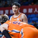 丁彦雨航要退役？苏群辟谣：从未就此事与小丁有任何连线交流